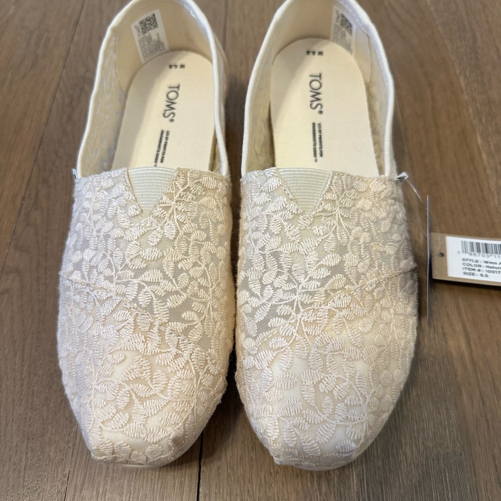 Tom’s women’s Alpargata
